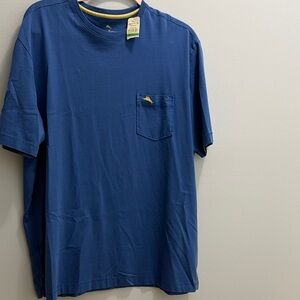 Tommy Bahama Men's Blue T-Shirt